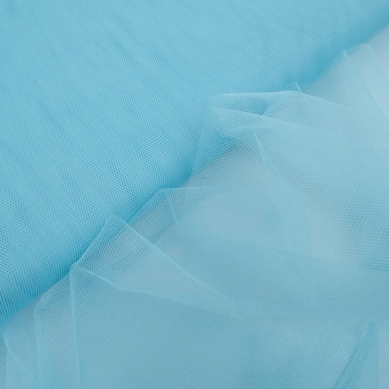 Tulle 150 Rigide bleu léger